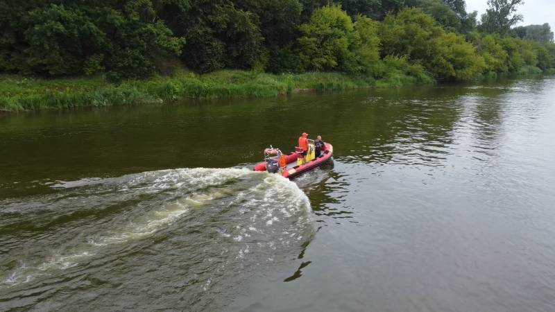 BEZPIECZNIEJ NAD WODĄ