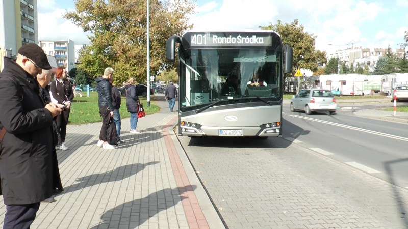 ELEKTRYCZNY AUTOBUS KURSUJE W SWARZĘDZU